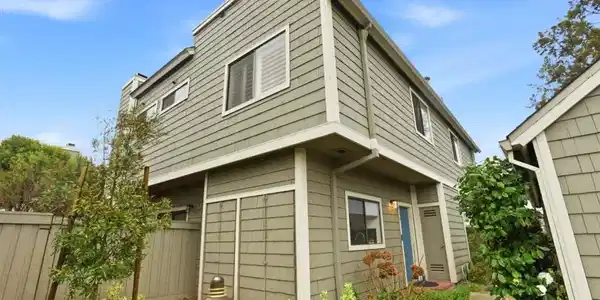 804 Centaurus Lane