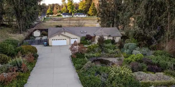 2090 Idyllwild