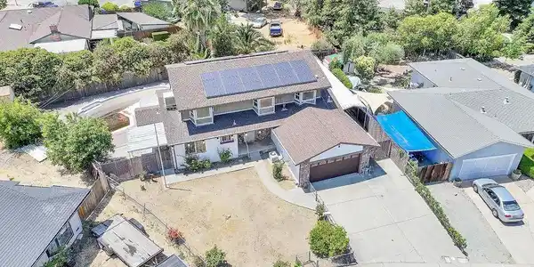 3026 El Monte Ct