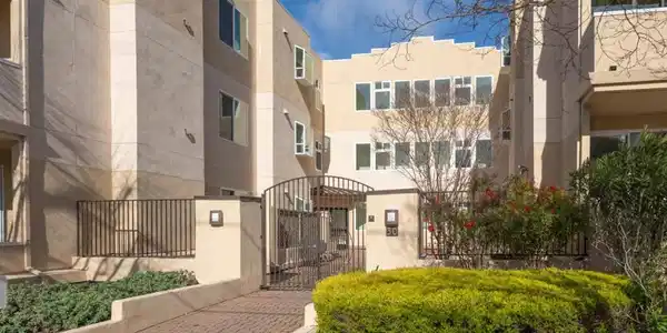 30 Lorton Avenue