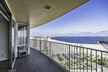 700 E Ocean Boulevard
