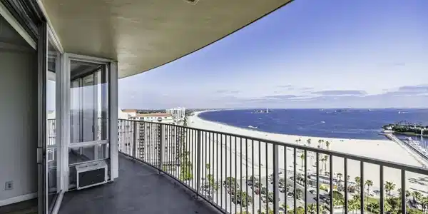 700 E Ocean Boulevard