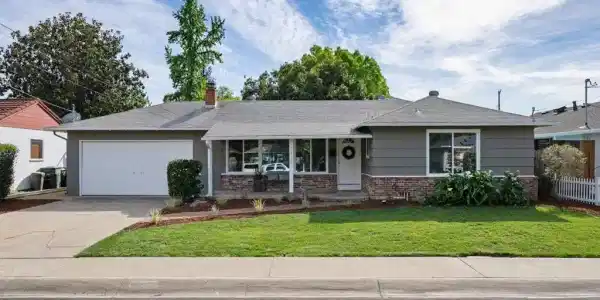 2137 Holbrook Drive