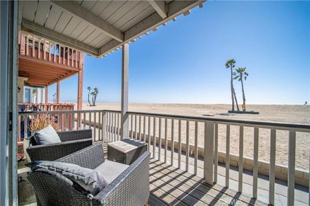 1003 Seal Way