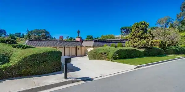6608 AVENIDA ANDORRA