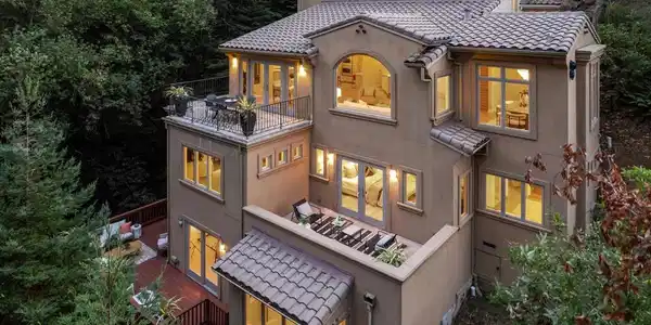 6389 Westover Dr.