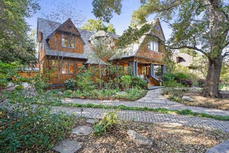 535 Kingsley Avenue