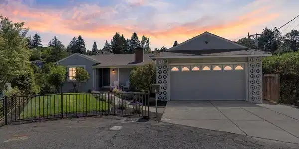 84 TEMPLAR PLACE