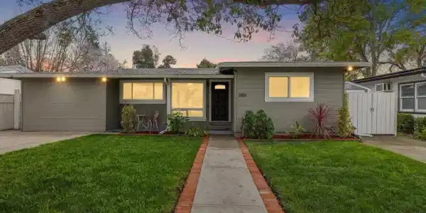 1901 Jacqueline Way