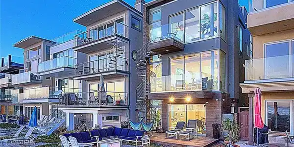 99 A Surfside