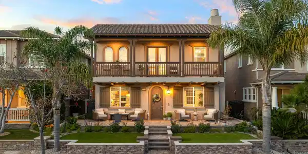 4045 Harbour Island Lane