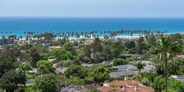 2500 Torrey Pines Rd