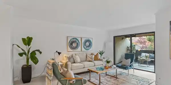 999 W Evelyn Terrace