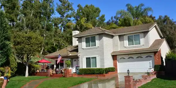 10 White Pelican Lane