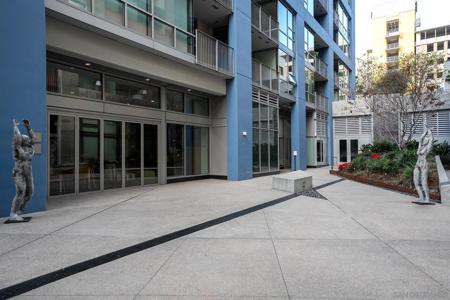 321 10th Ave