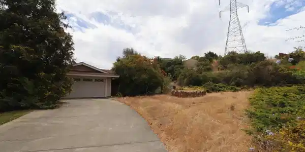 112 Zamora Ct