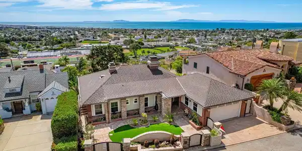 2346 Sunset Drive
