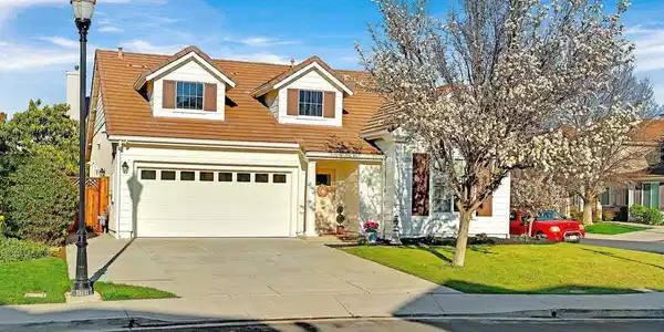 2608 Intrigue Ln
