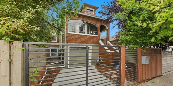 2417 Linden Sreet