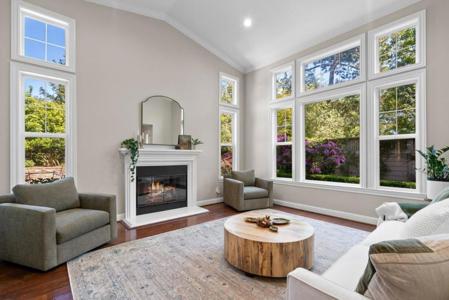 335 Bridlewood Court