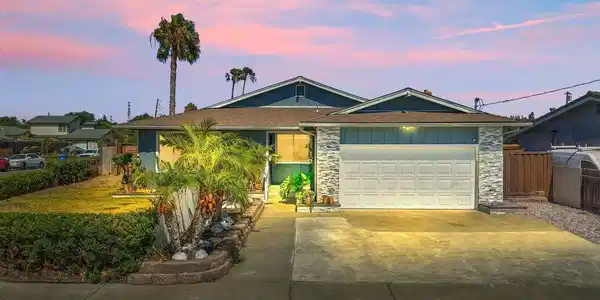 1 N Lake Cir