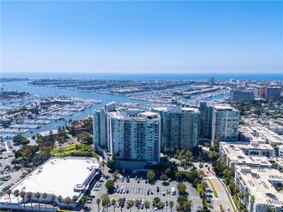 13600 Marina Pointe Drive