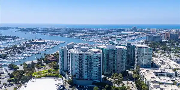 13600 Marina Pointe Drive