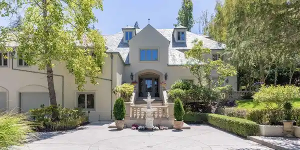 19 Farm Lane