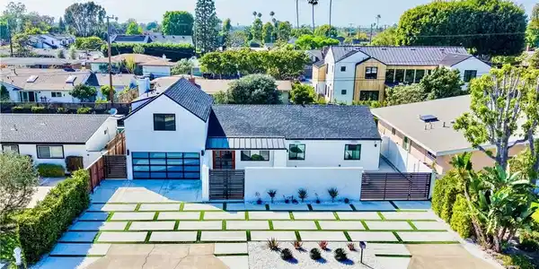 1741 Irvine