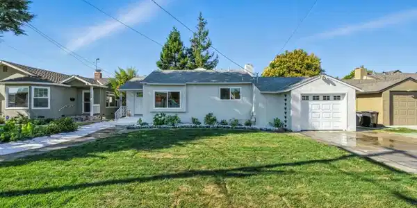 241 E Taylor