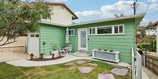 Image 3