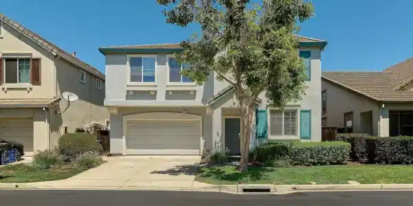1070 Chesapeake Dr