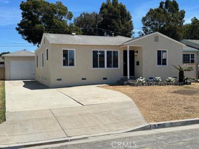 22628 Doble Avenue