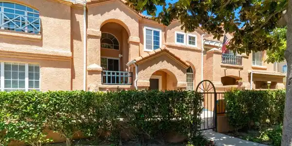 1334 Jamaica Lane