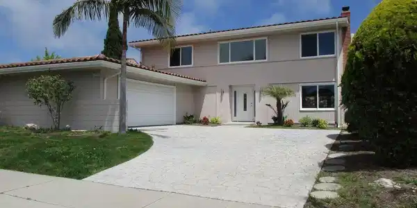 28436 Lomo Drive