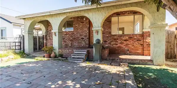 4576 166th Street