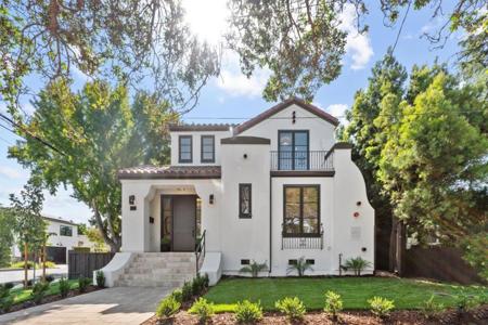 201 Burlingame Avenue