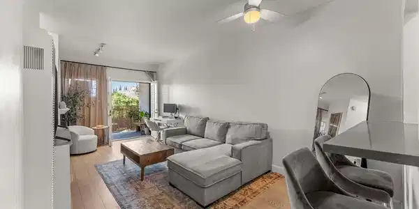 1145 Roswell Avenue