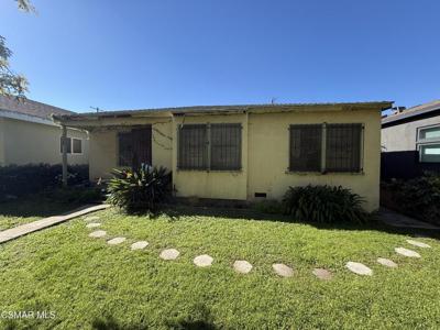 3461 Ashwood Avenue