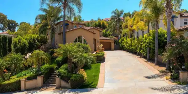 2927 Rancho Cortes