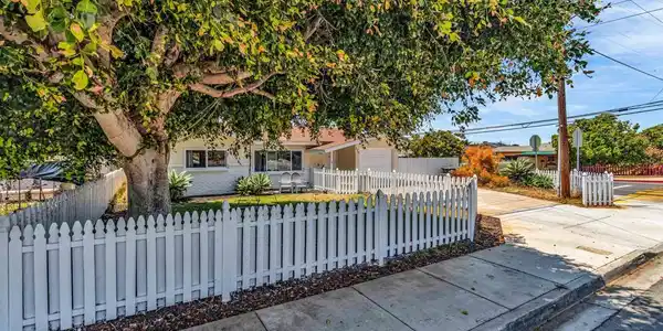 552 Emory Street