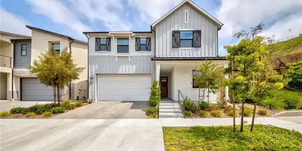 1613 Veridian Lane