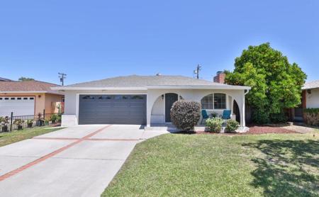 263 E Hemlock Avenue