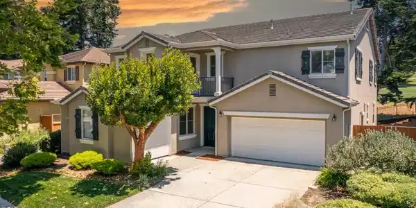 4120 Peninsula Point Drive
