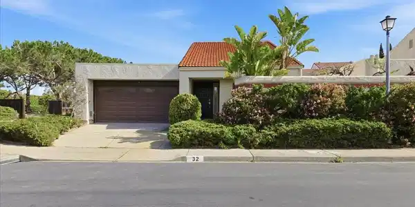 32 Lido Circle