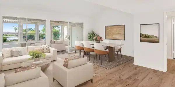 3685 N Vista Campana