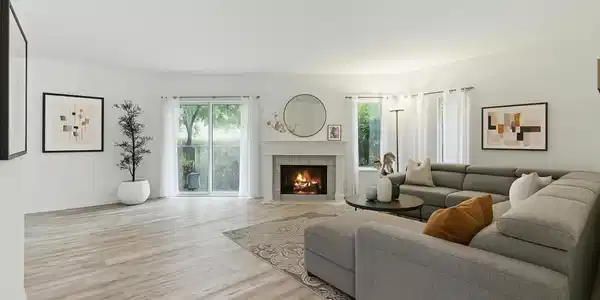 914 Shoreline Drive