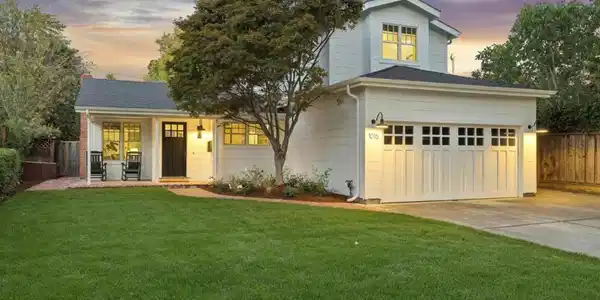 1016 Greenwood Drive
