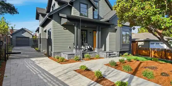 1908 Devereux Drive