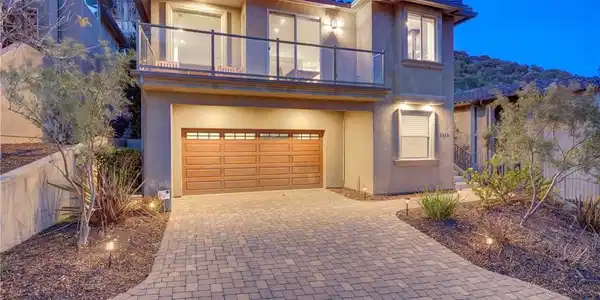 2910 Elderberry